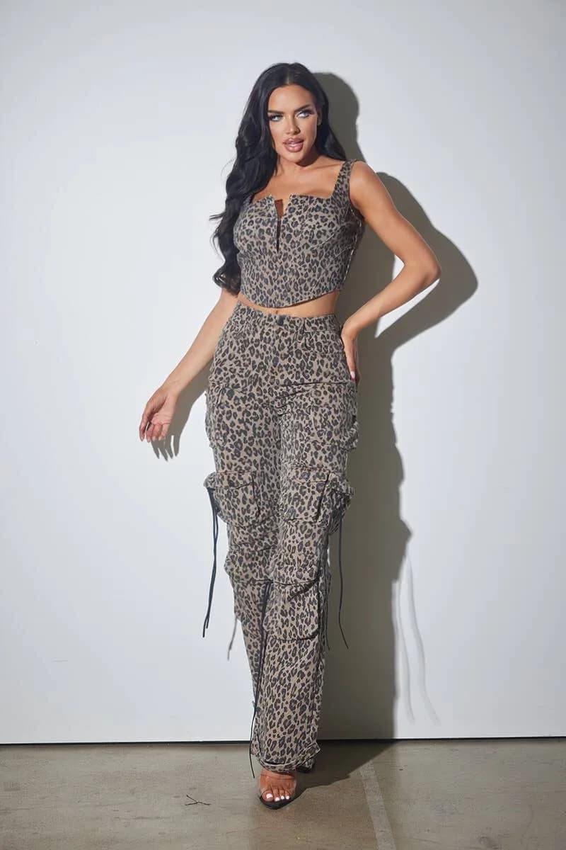 Animal Print Cargo Stretch Pants